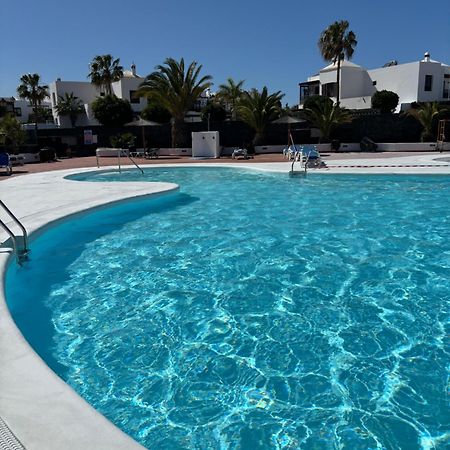 Casa Amplia Y Moderna De 3 Habitaciones En Complejo Con Piscina Costa Teguise Extérieur photo
